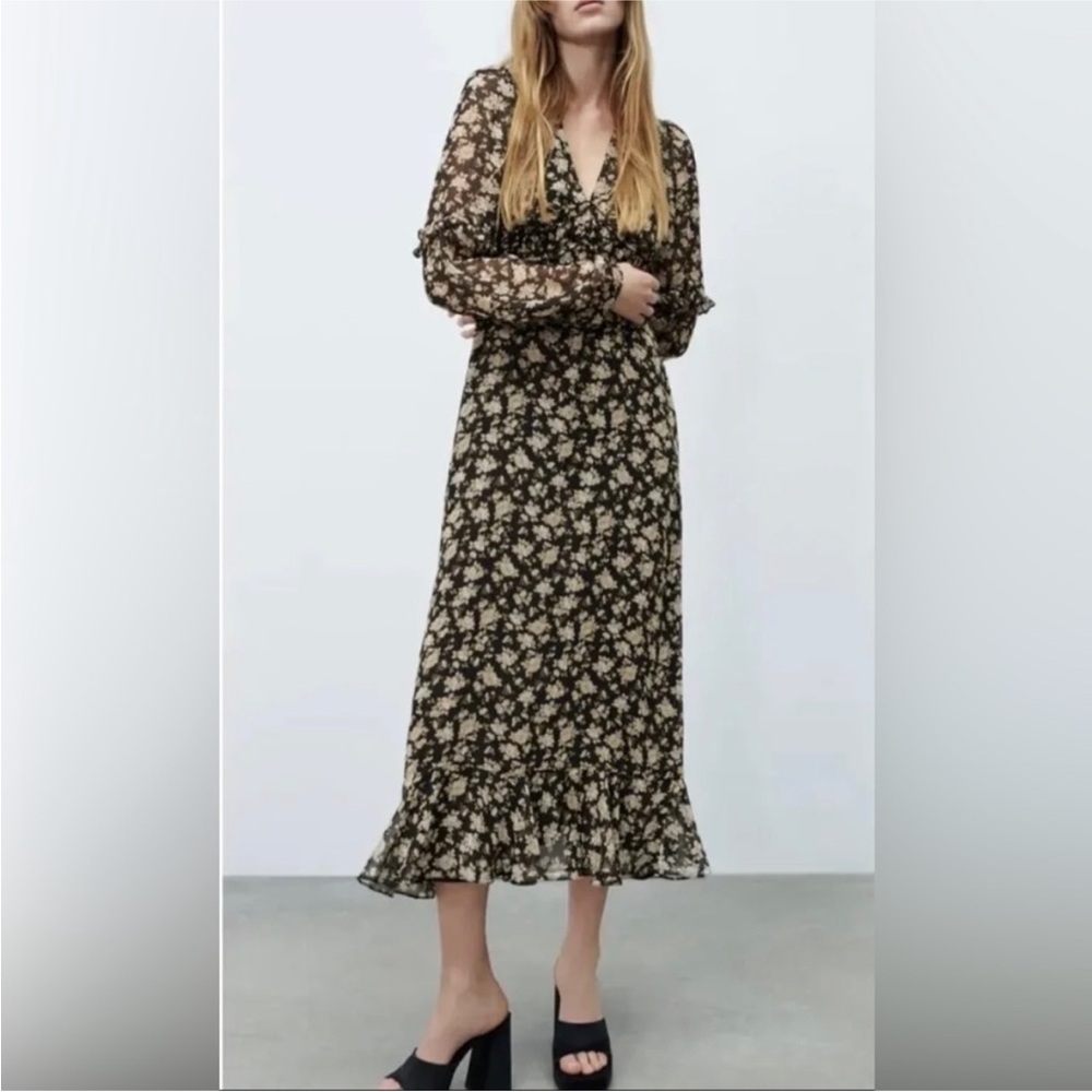 Zara V-Neck Floral Black and Beige Long Sleeve Mid/Maxi Dress